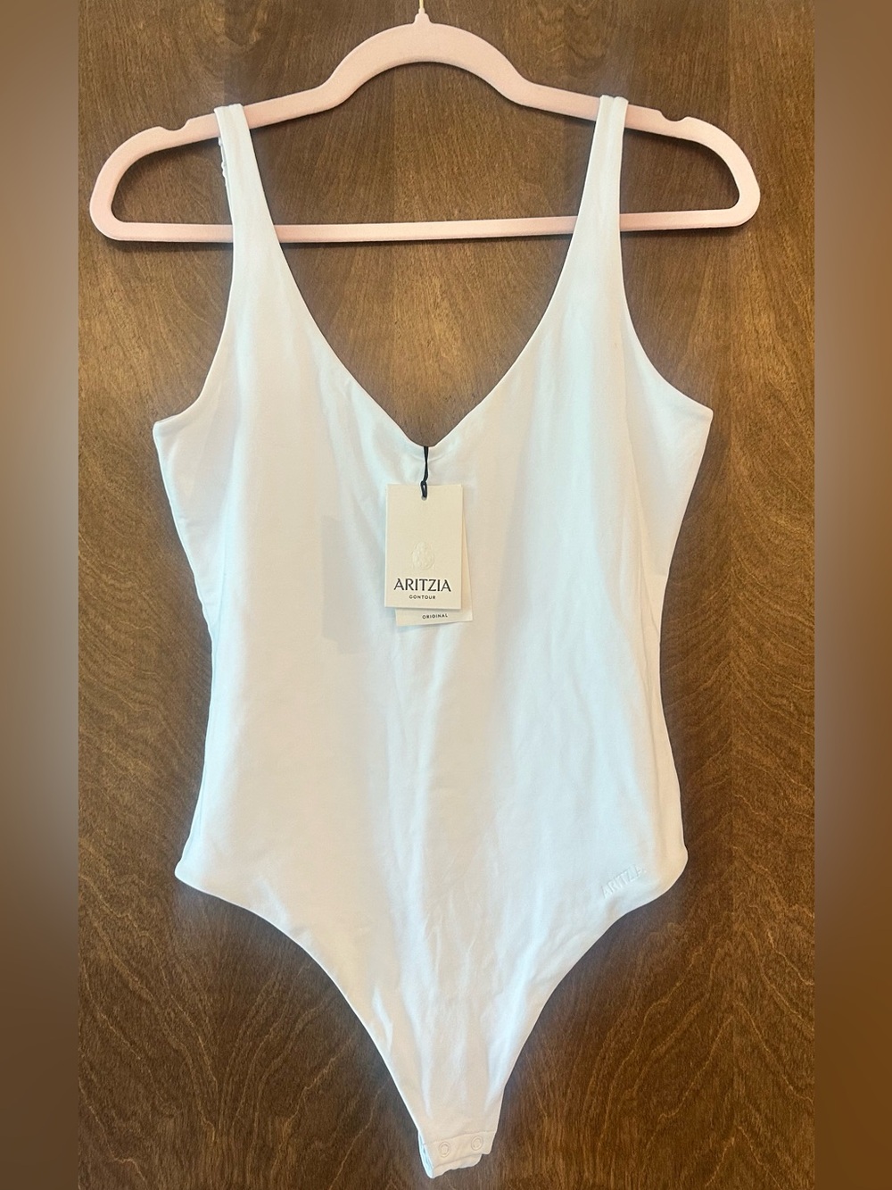Aritzia Contour V-Neck Bodysuit in Bright White